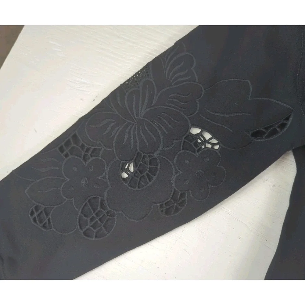 Bailey 44 Pullover‎ Sweater With Cut Out Flower Sleeves Unique Eyelet Large